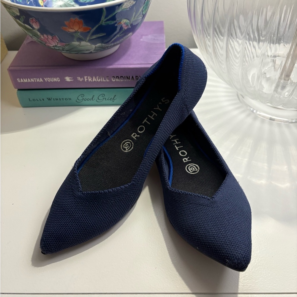 Rothy’s The Point Flats – Navy Blue – Women’s Size 8